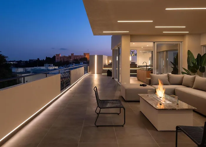 Hamilton Elite Penthouse Rhodes City