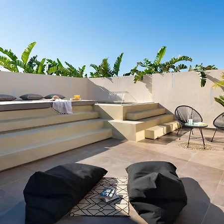 Hamilton Elite Penthouse Rhodes City